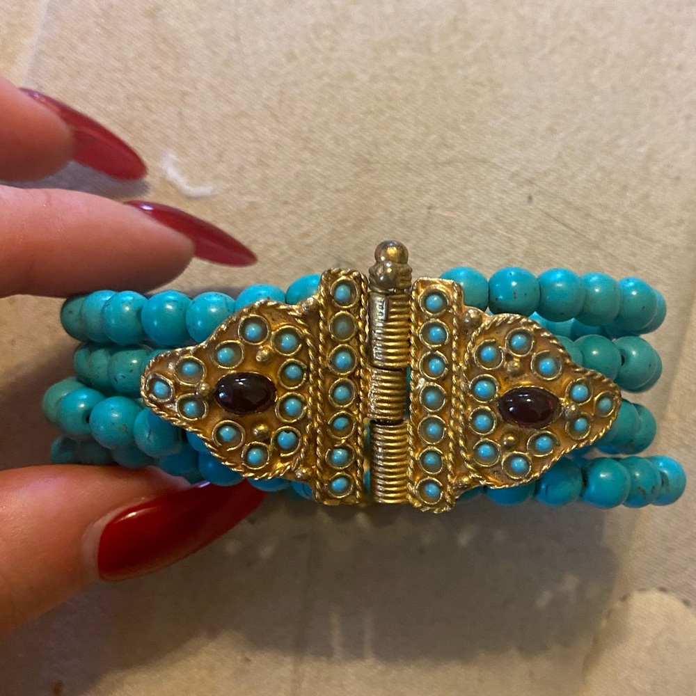 Turquoise Beaded Multi-Strand Bracelet with Ornate Gold Clasp